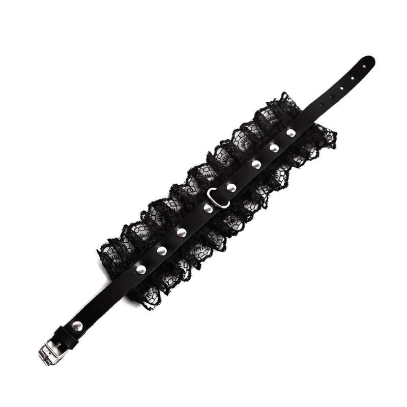 Чокер с черным кружевом